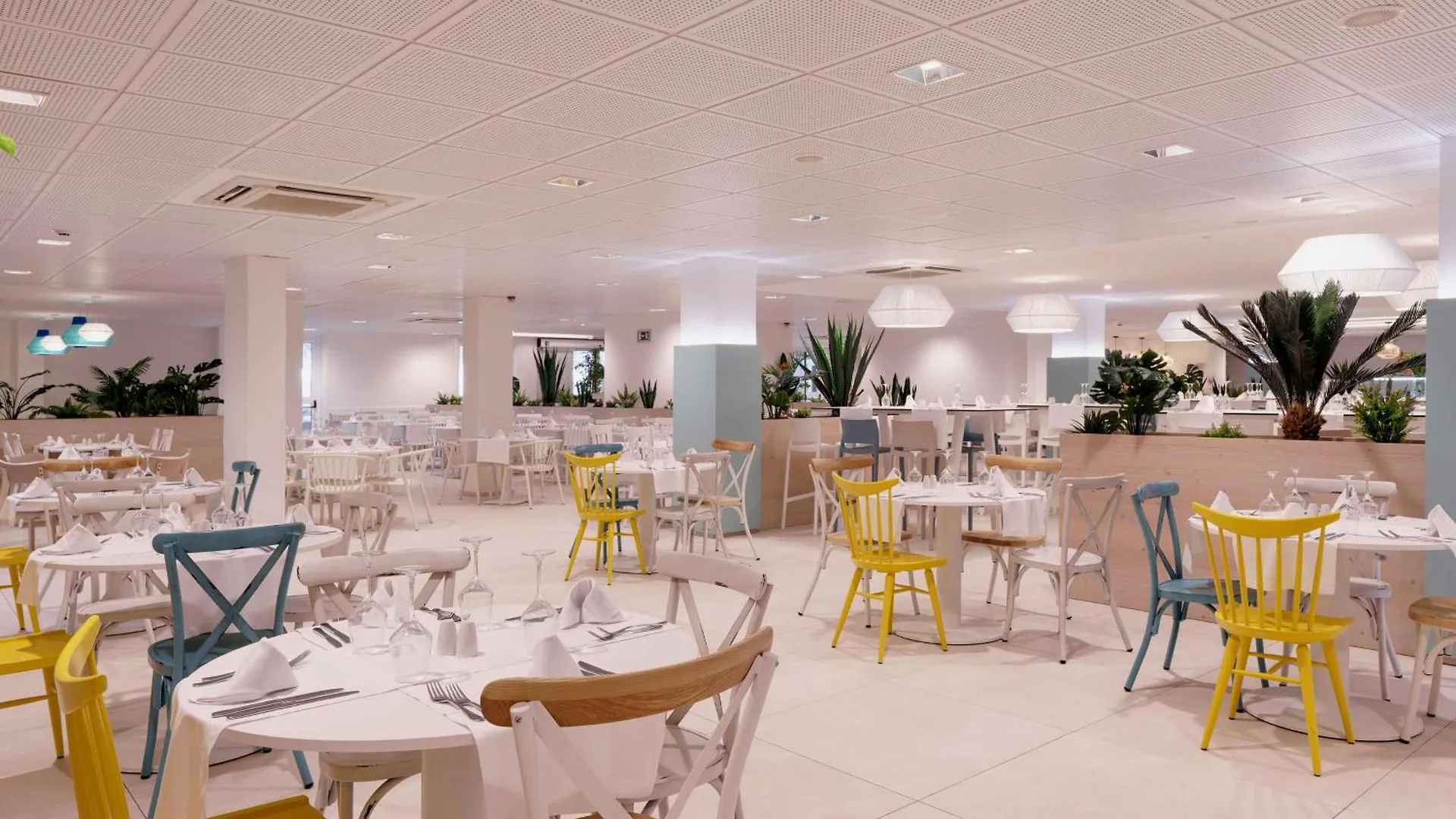 **** Hotel Alua Suites Fuerteventura Corralejo Spain